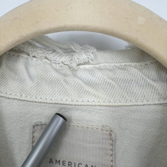 American Eagle Womens Size Small Light Wash Denim Jacket Distressed Cotton Jean - Picture 9 of 10